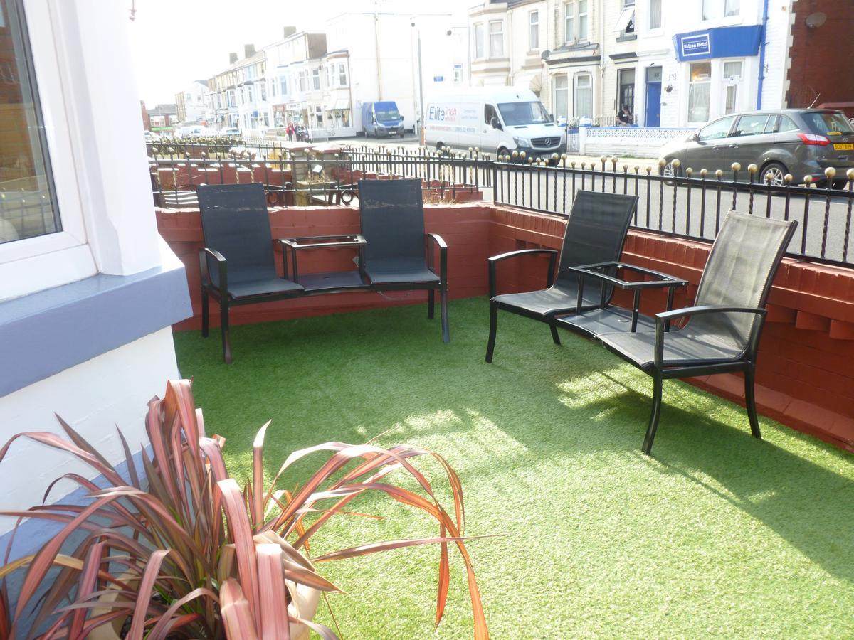 Canberra Guest House/Hotel - Blackpool — Photos 3