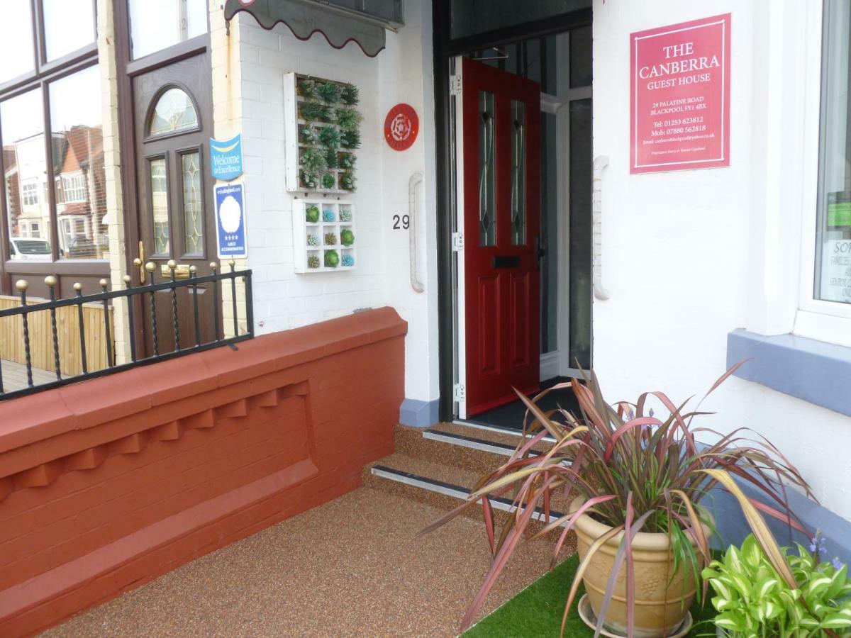 Canberra Guest House/Hotel - Blackpool — Photos 2